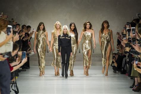 le supermodelle di versace|versace's show supermodels.